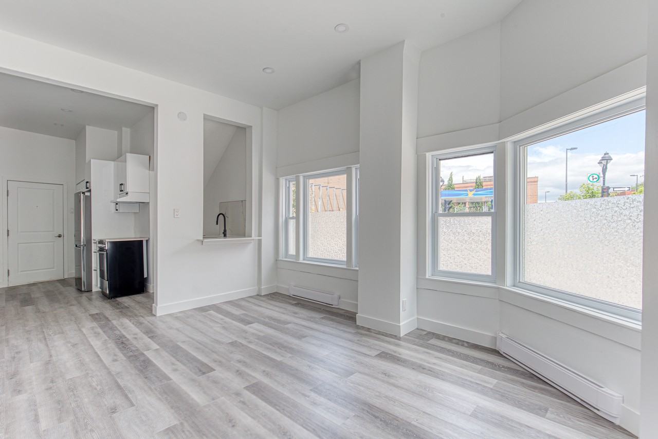 2002-2010 St Andre - Photo 4 of 9