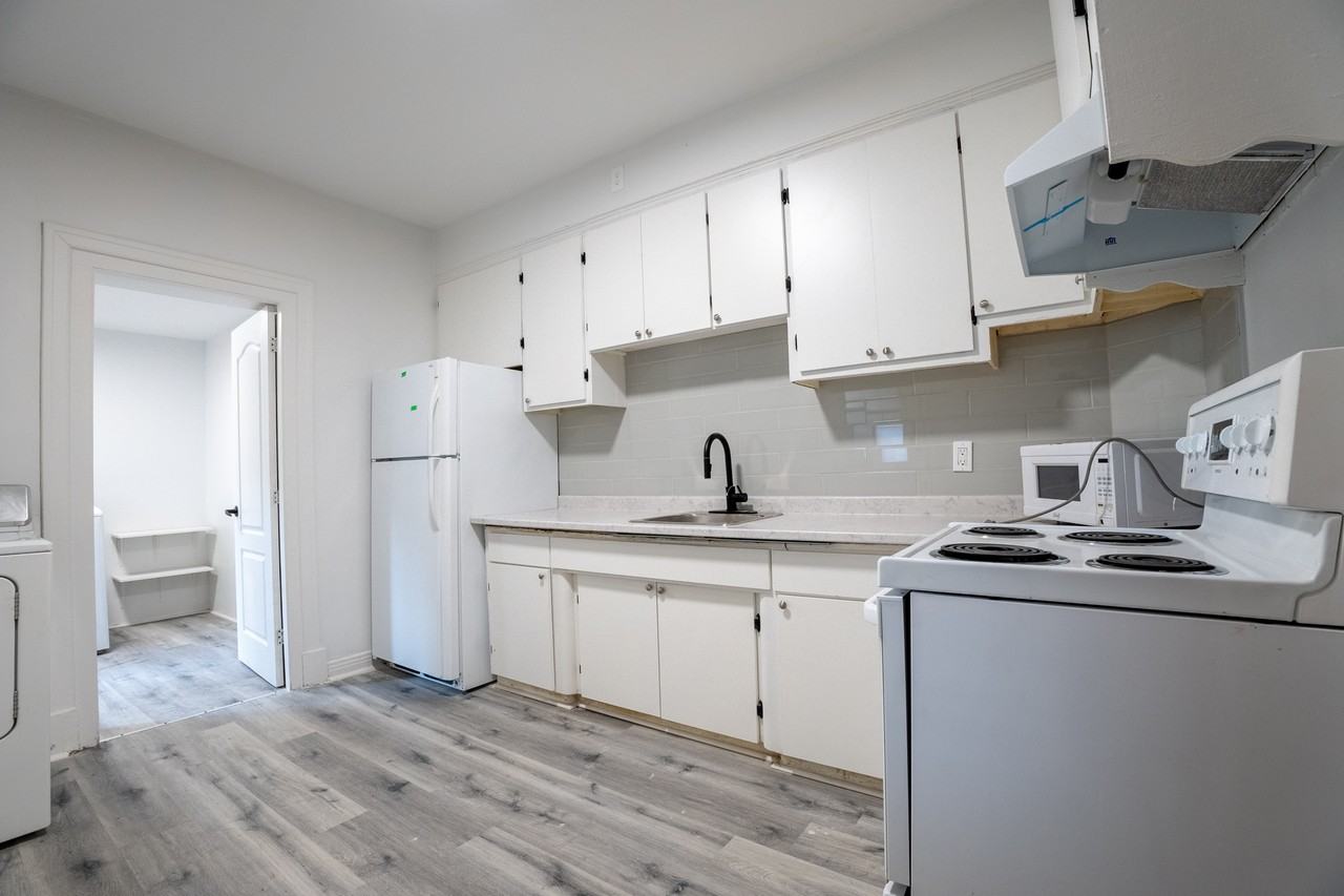 4852-4856 St Urbain - Photo 2 of 16