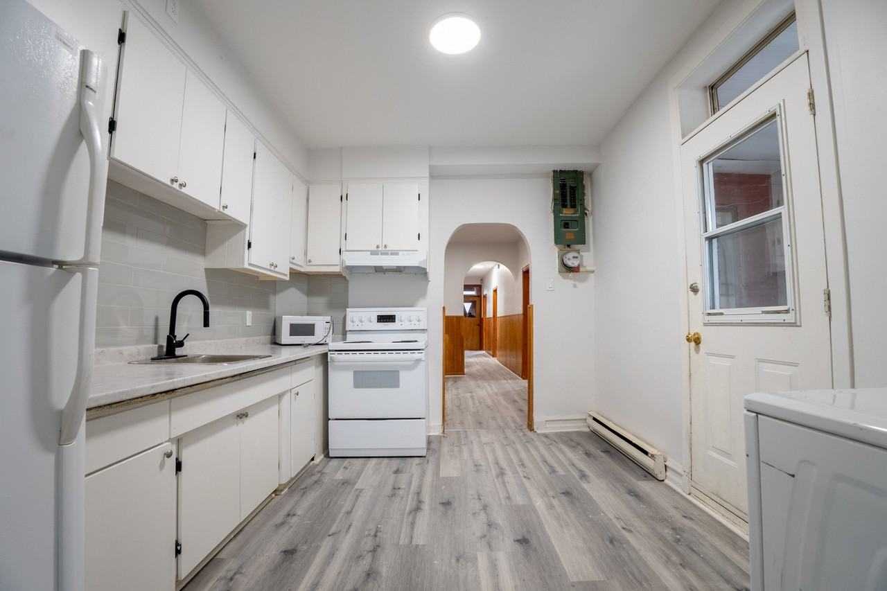 4852-4856 St Urbain - Photo 3 of 16