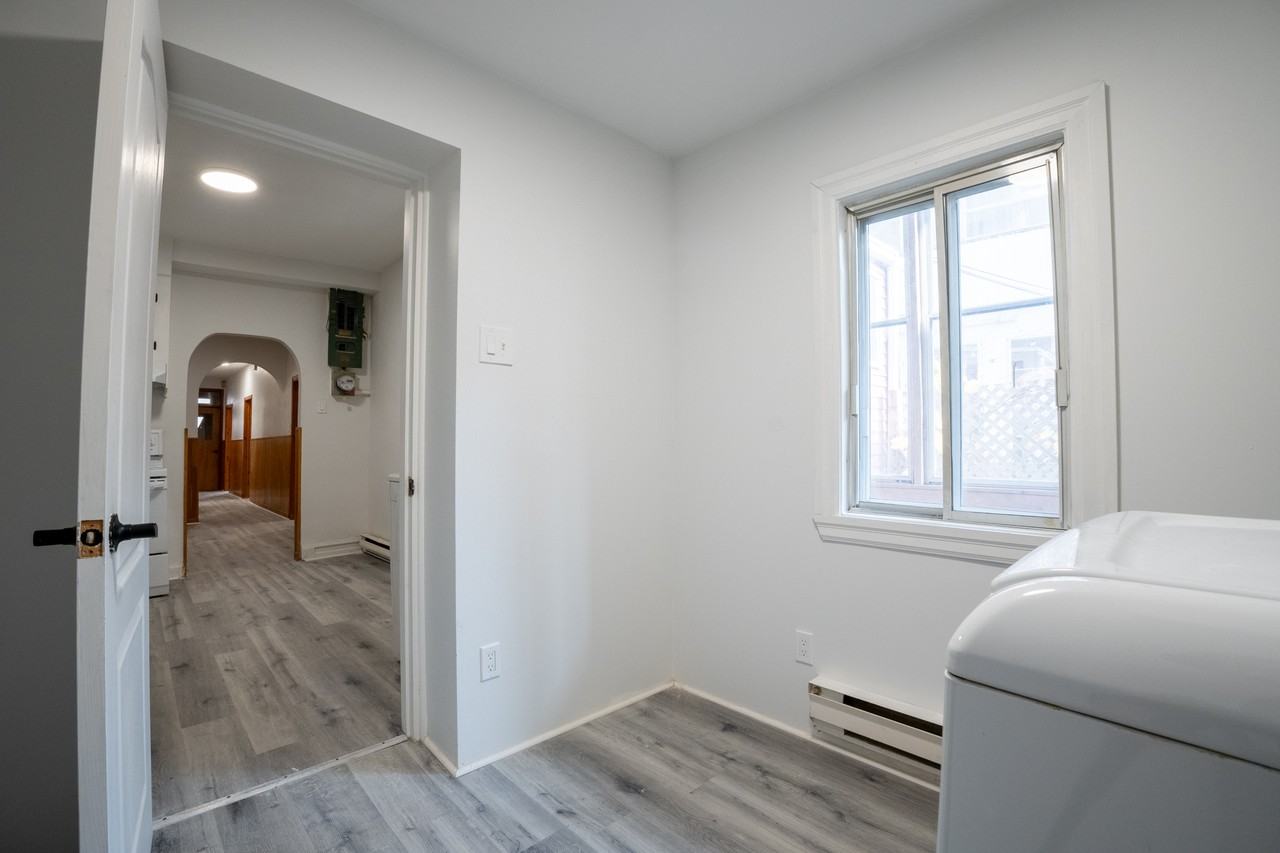 4852-4856 St Urbain - Photo 5 of 16