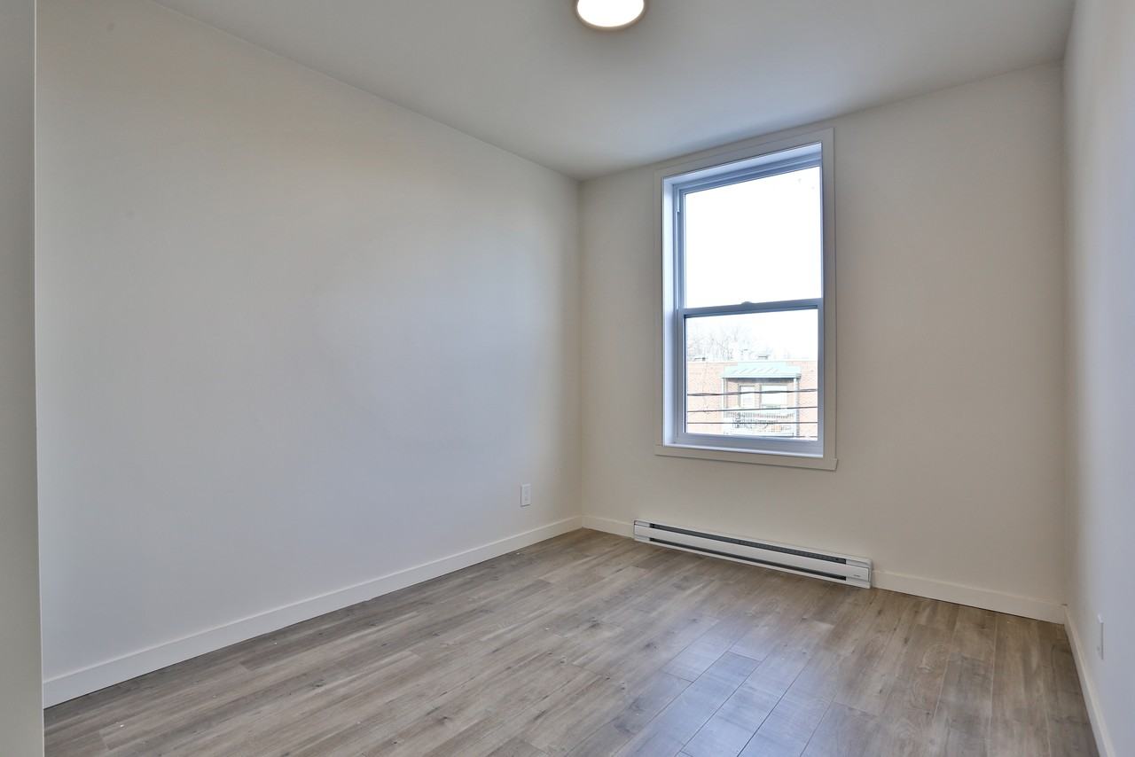 2110-2120 Rue Fullum - Photo 5 of 12