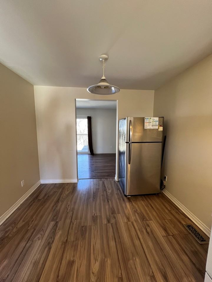 101-240 London Road - Photo 3 of 10