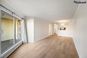 featured image of 235 4th St W