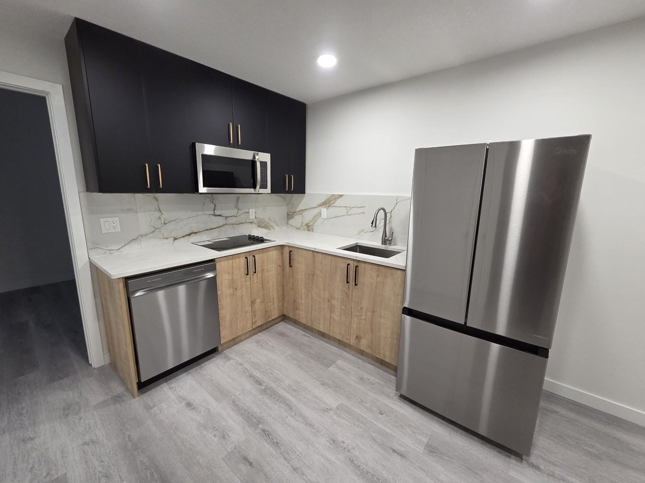 8015 83 St NW Basement Suite - Photo 6 of 8