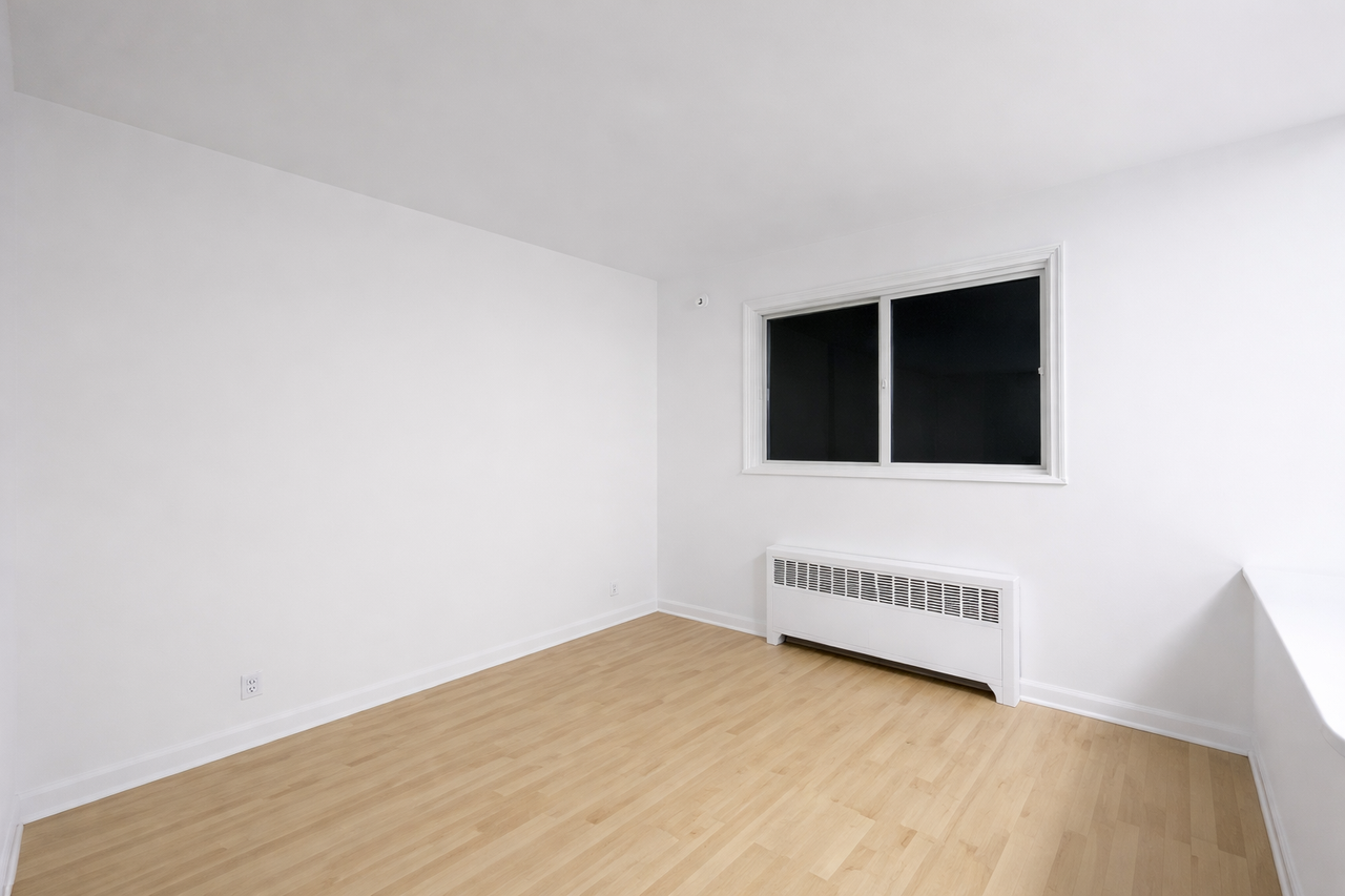 4304 Pierre de Coubertin - Photo 3 of 5