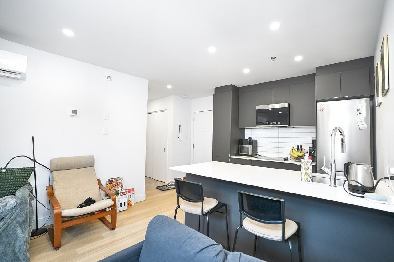 1402 Drummond - Photo 6 of 50