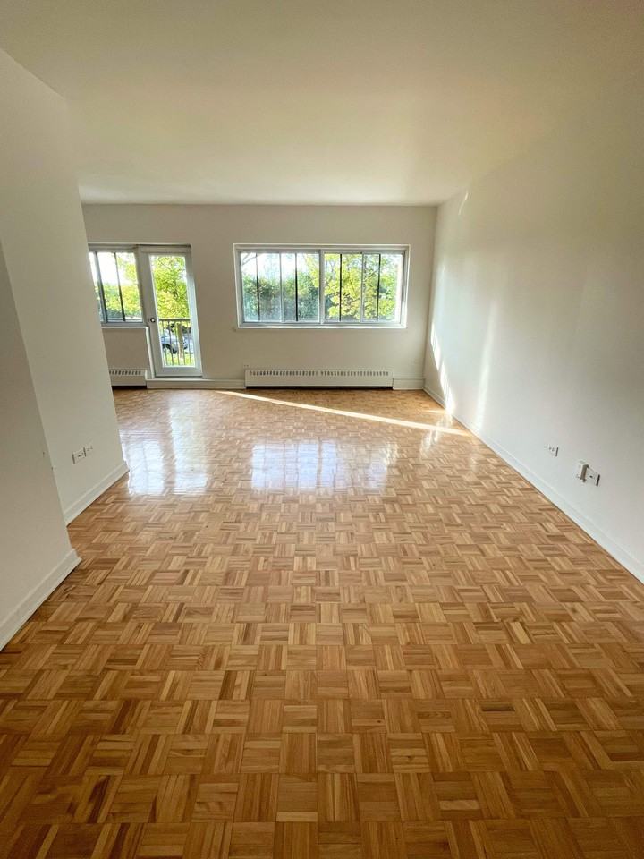 406 Crepeau - Photo 3 of 13