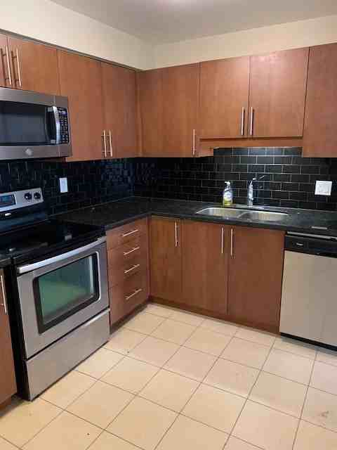 902-55 Yarmouth Street - Photo 6 of 18