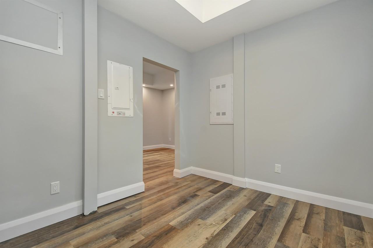 534 Lisgar Street - Photo 7 of 13