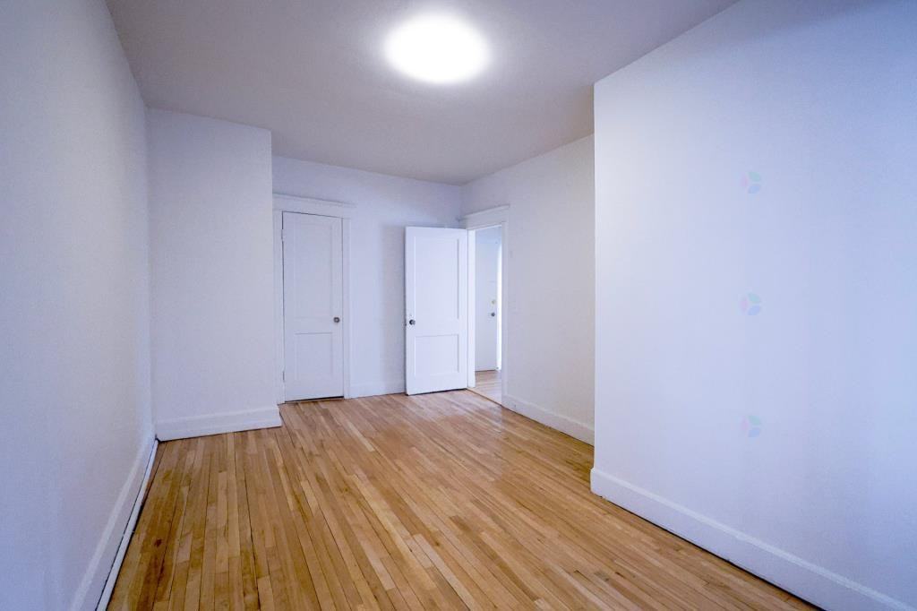 5031 Sherbrooke Ouest - Photo 7 of 16