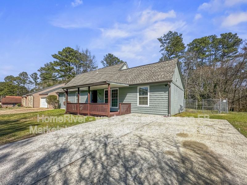 7065 Merrywood Dr - Photo 3 of 19