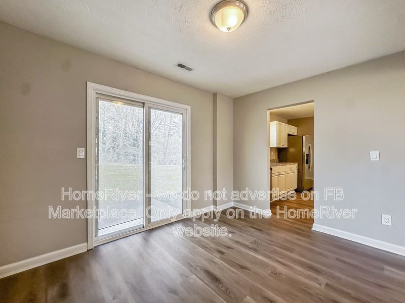 7065 Merrywood Dr - Photo 6 of 19