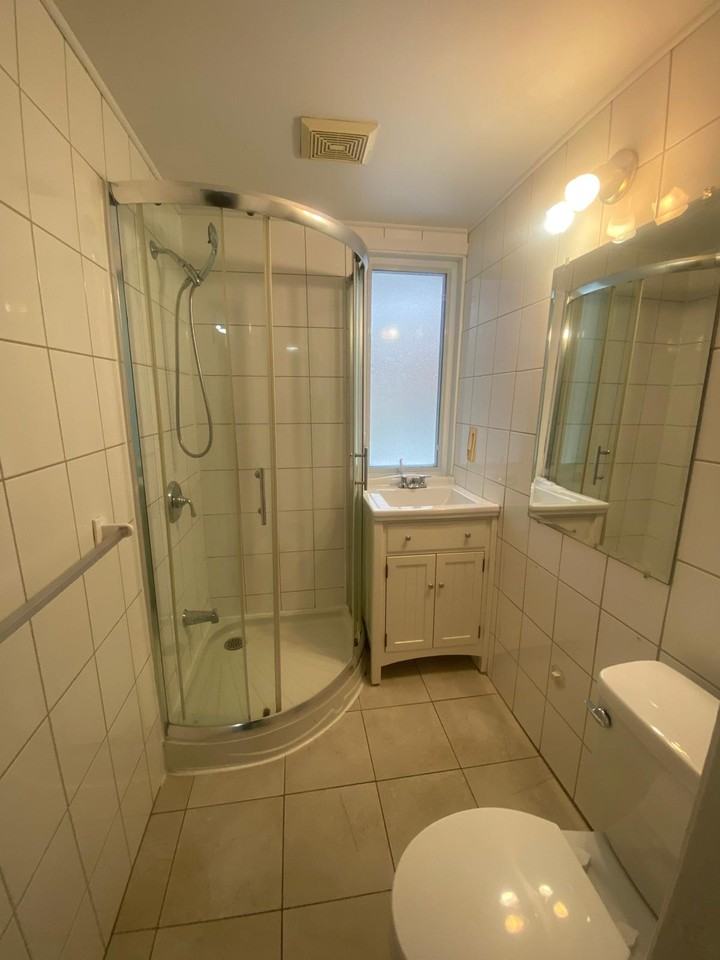 8191 Bloomfield - Photo 6 of 13