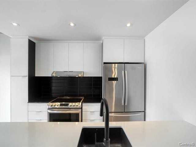 4240 Rue Augustin - Photo 7 of 15
