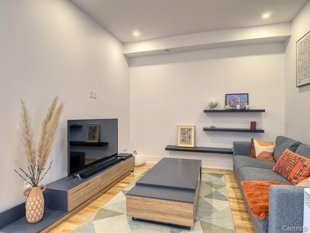 8261 Rue St-Denis - Photo 6 of 15