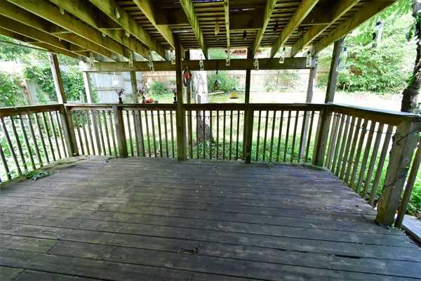 254 Edgehill Dr. - Photo 2 of 3