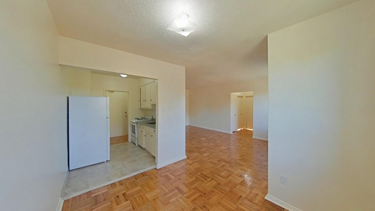 1589–1607 Victoria Park Ave - Photo 7 of 16