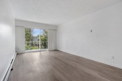 North Garden Apartments - Photo 5 of 9