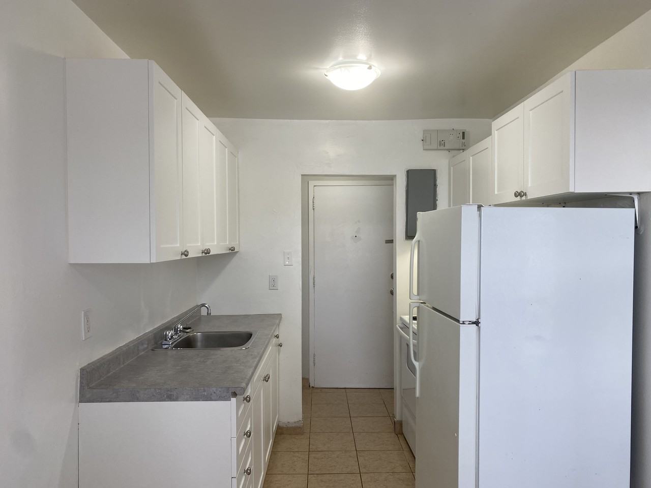 Village Court Apartments London - Photo 4 of 44