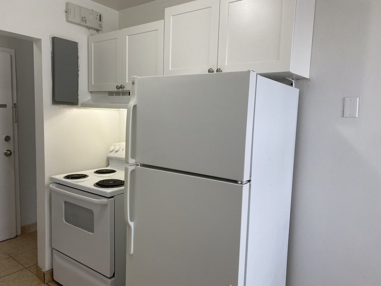 Village Court Apartments London - Photo 5 of 44