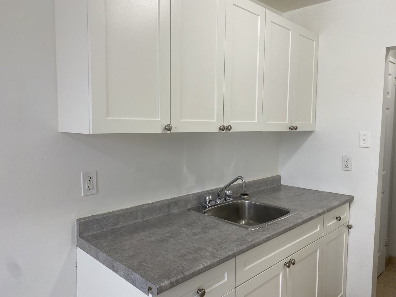 Village Court Apartments London - Photo 6 of 44