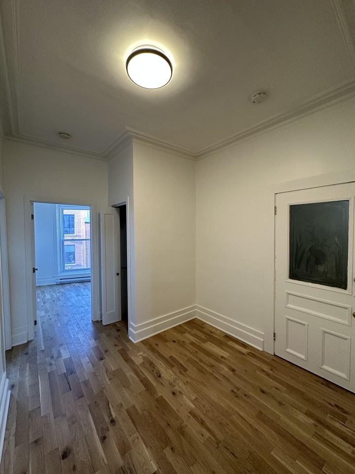 3726-3734 Rue Notre-Dame Ouest and 331 Turgeon - Photo 2 of 31