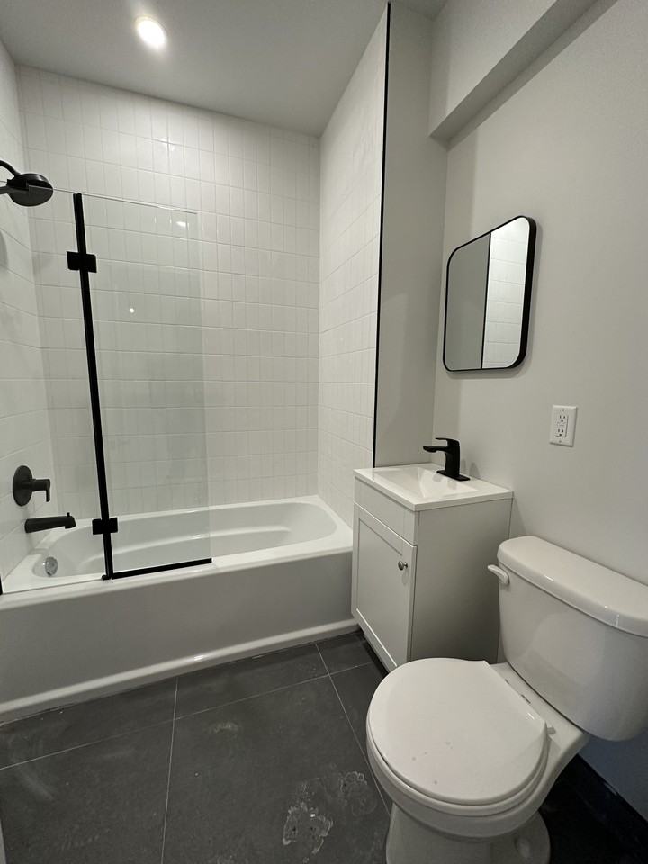 3726-3734 Rue Notre-Dame Ouest and 331 Turgeon - Photo 6 of 31