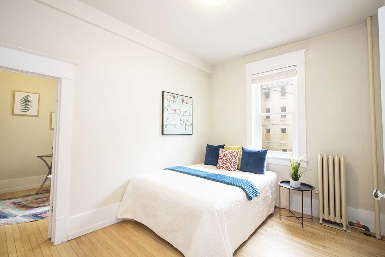 745 Wolseley Avenue - Photo 6 of 39