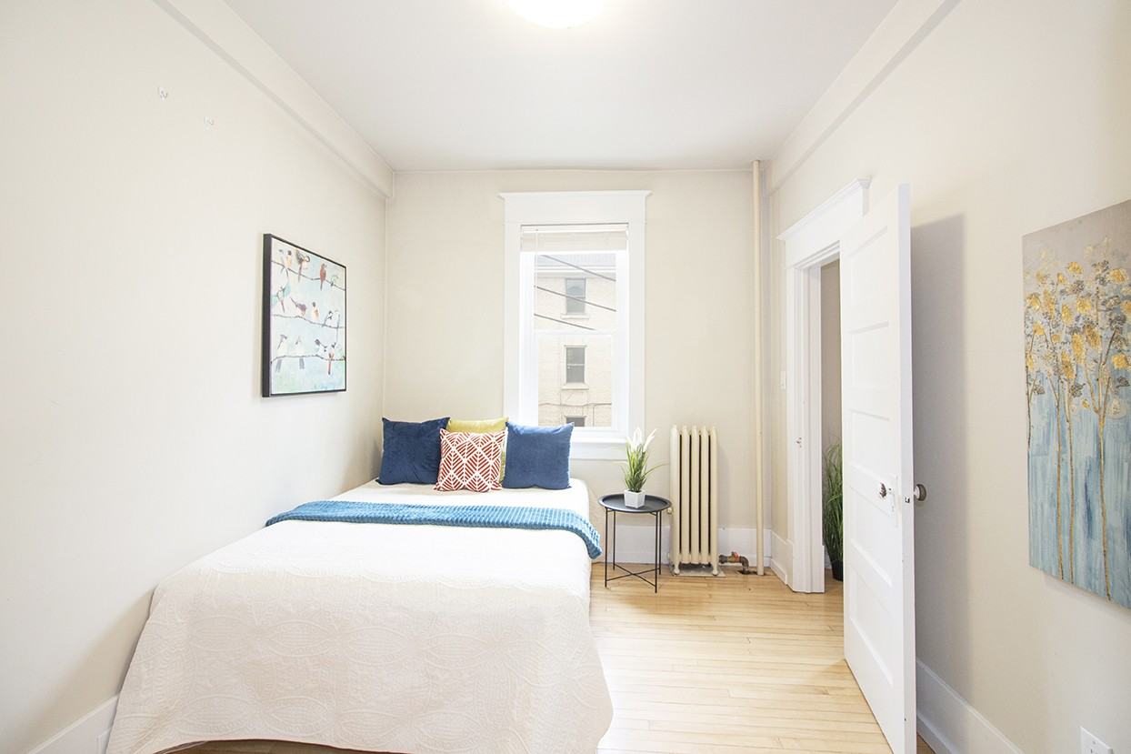 745 Wolseley Avenue - Photo 7 of 39