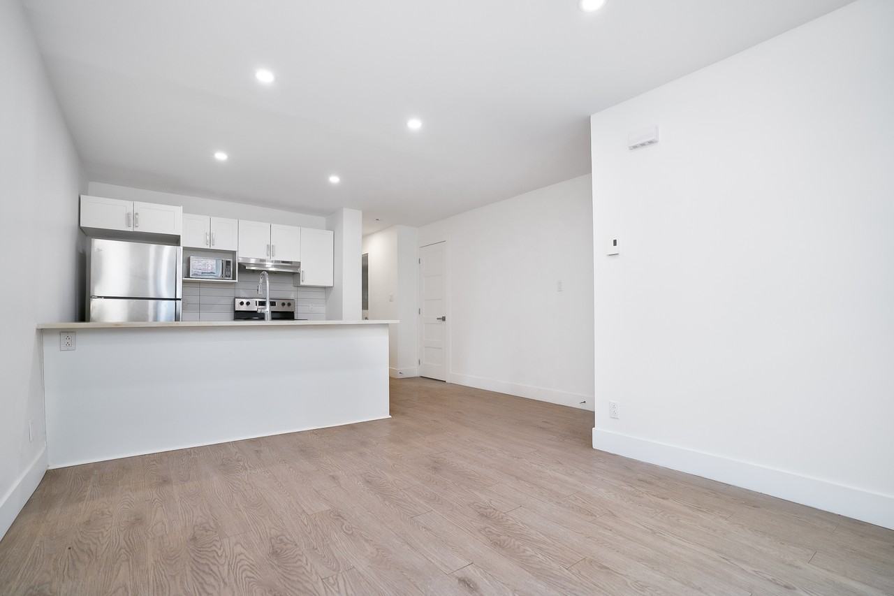 978 Du College - Photo 3 of 25