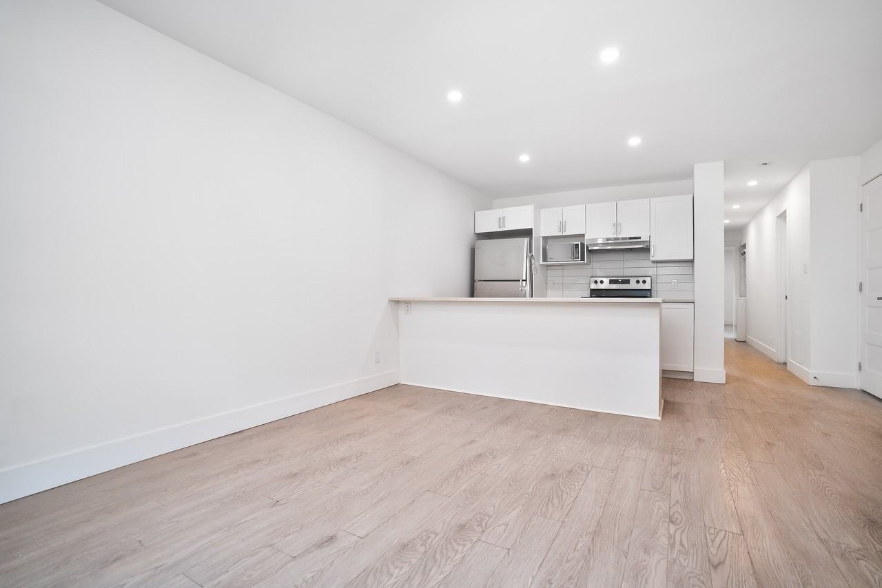 978 Du College - Photo 4 of 25