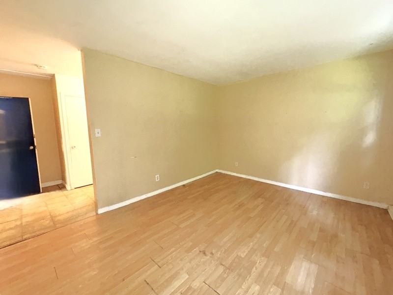 534 Finlayson St. - Photo 3 of 12