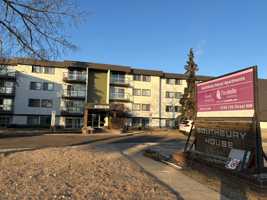 featured image of 4240 106 St Nw