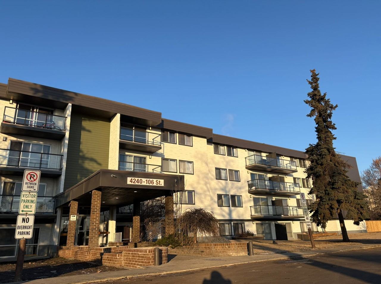 Southbury House - Photo 4 of 15