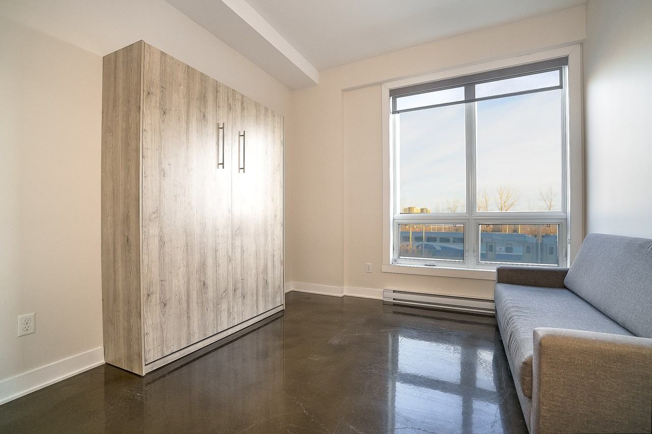 1428 Overdale - Photo 3 of 39