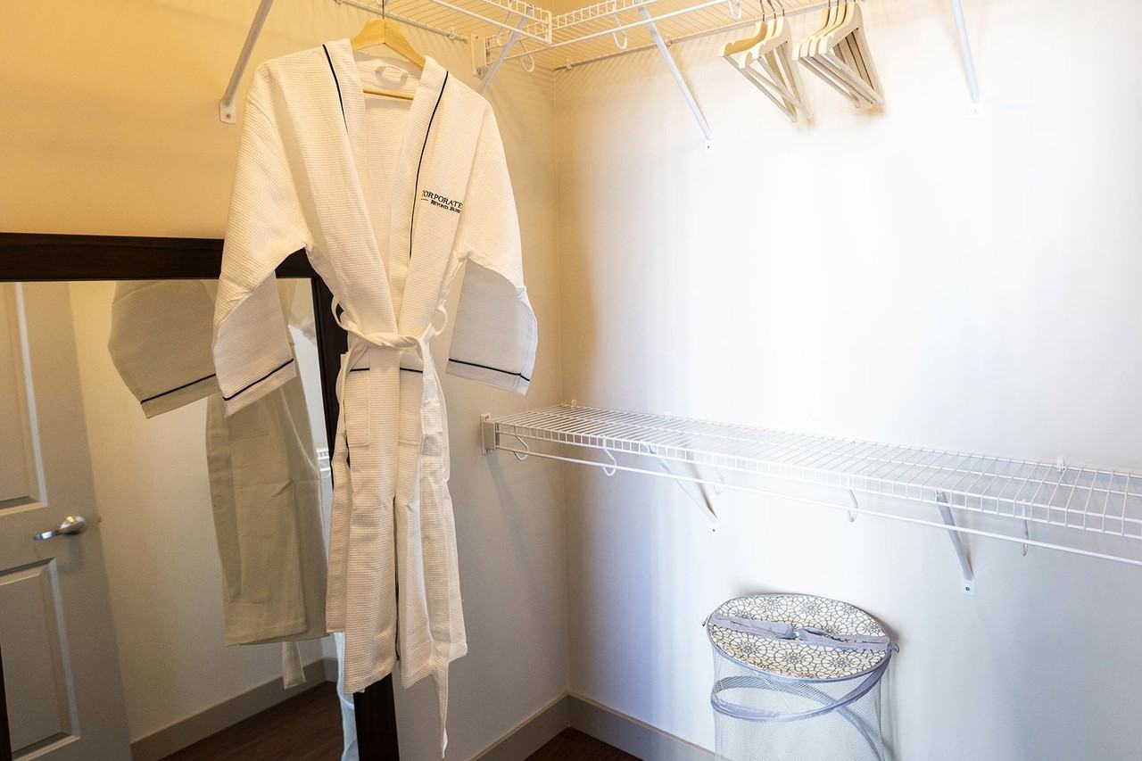 Furnished Apartment in Edmonton | Short Term Rentals - Photo 6 of 8