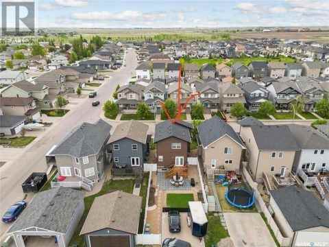 8710 Hincks Lane - Photo 2 of 36