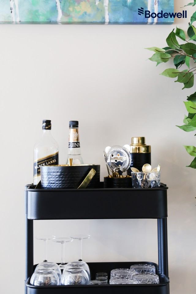 Motif - Photo 5 of 18