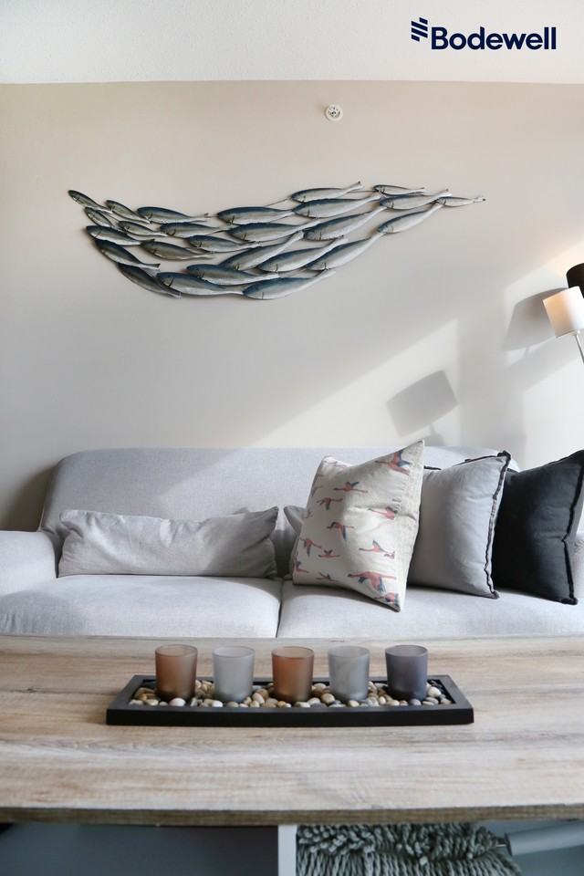 Motif - Photo 7 of 18