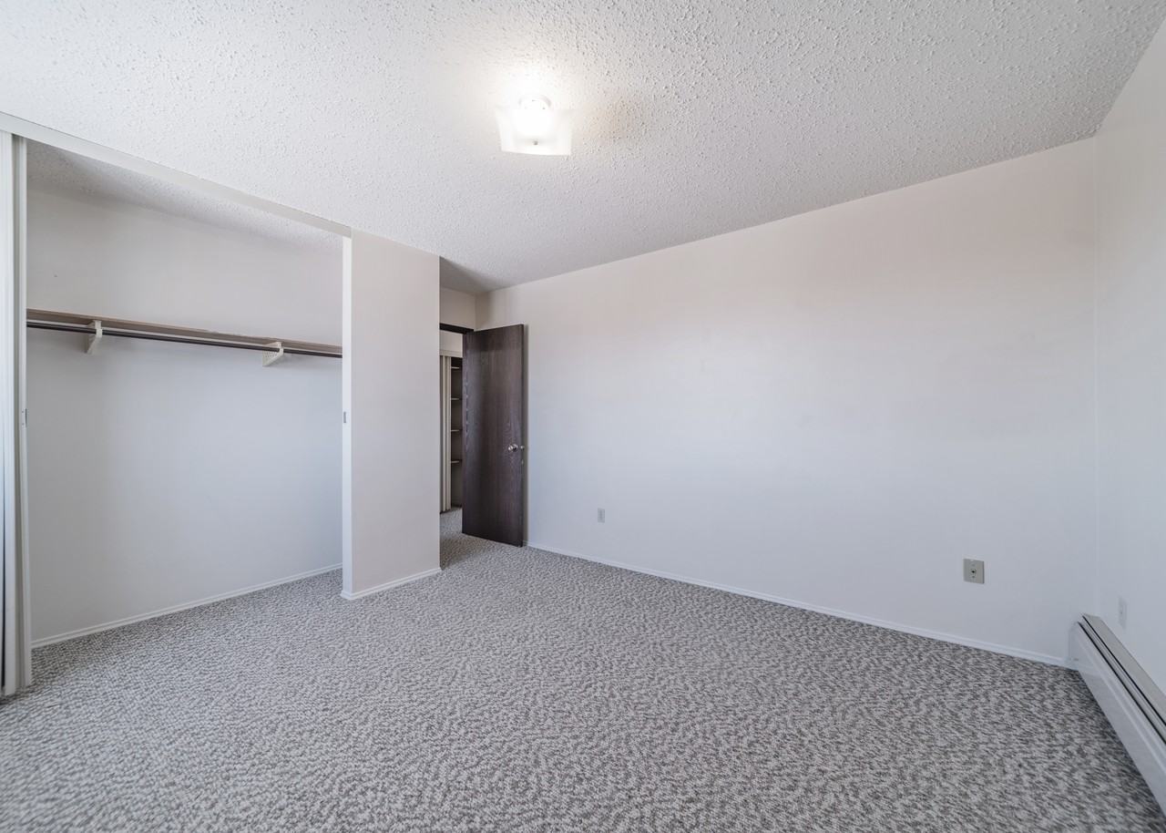 Aspen Apartments - Photo 6 of 10