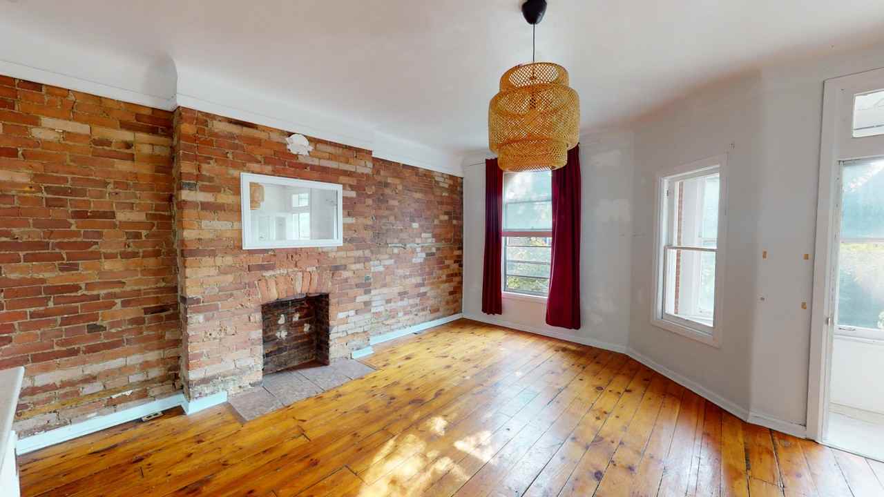 DOVERCOURT RD & COLLEGE ST - Photo 6 of 39