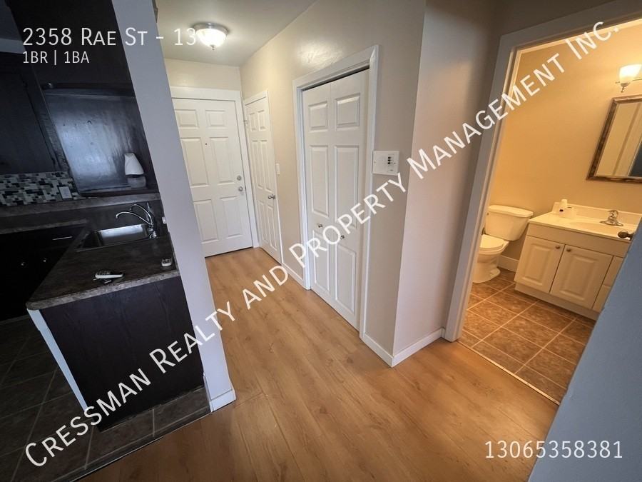 2358 Rae St - Photo 3 of 6