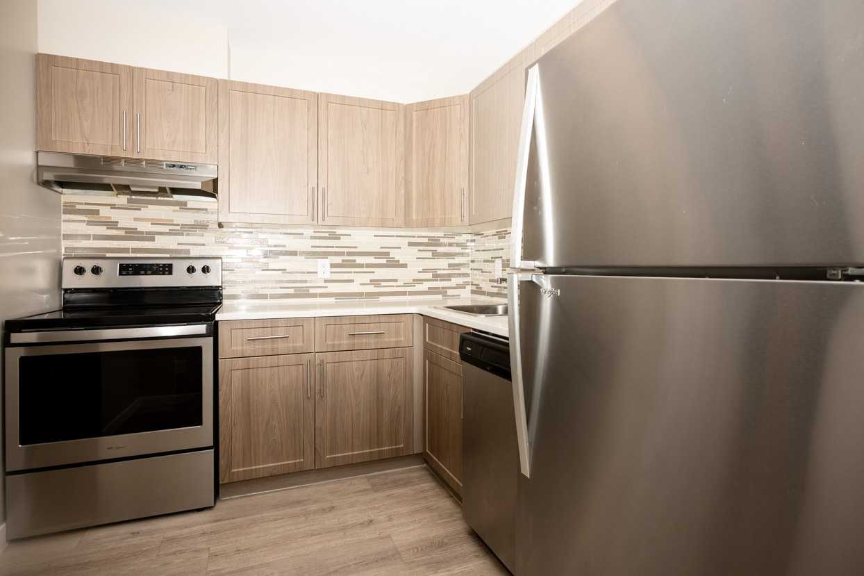 Polo Club Apartments - Photo 4 of 34