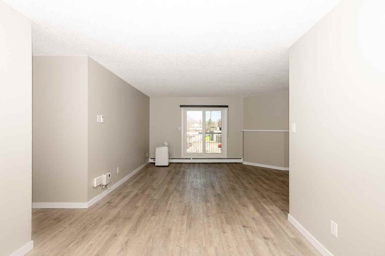Polo Club Apartments - Photo 7 of 34