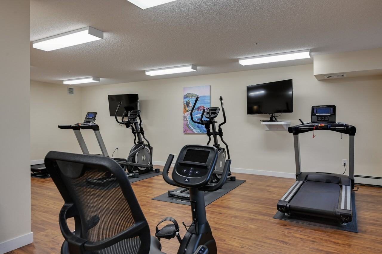 Portofino Suites - Photo 6 of 28