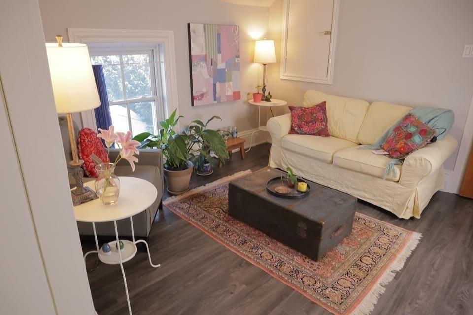 21 Chemin Eardley - Apt A - Photo 3 of 23