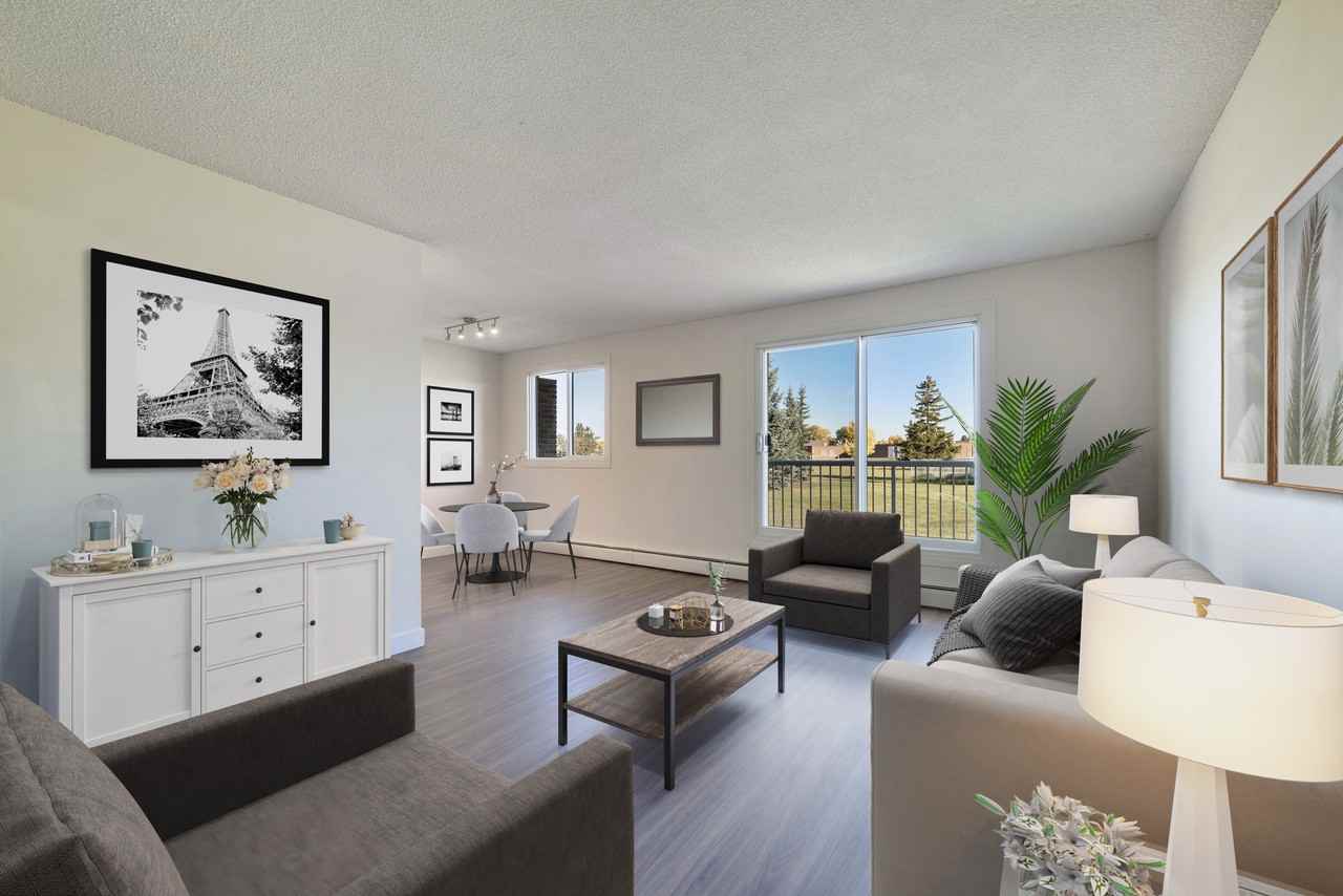 Kew Place - Photo 4 of 6