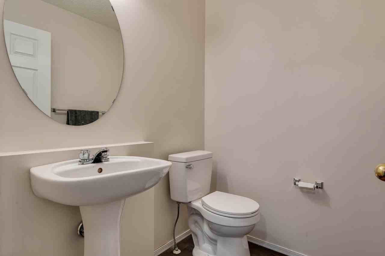 Beacon Pointe Townhome - Photo 3 of 29