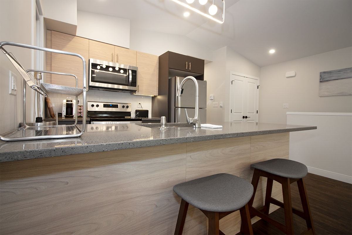 575 Warsaw Avenue - Photo 4 of 31