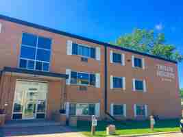 featured image of 1740 Taylor Ave